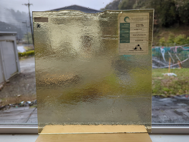 #107 OLDウロボロス/ストロー（麦）カラー  サイズ：約300ｘ300ｍｍ 膨張係数96(COE96)