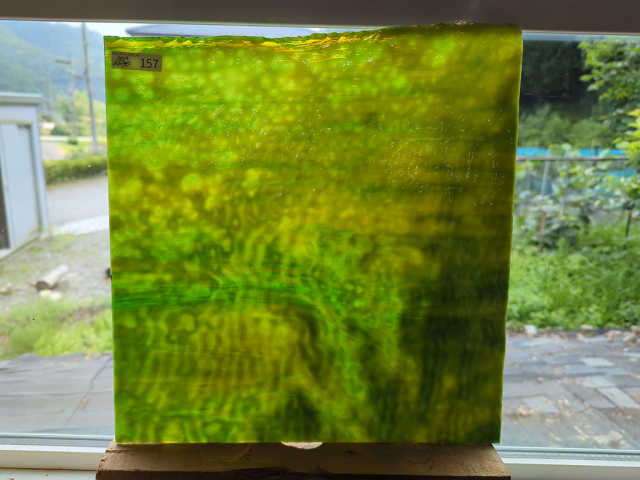 #157 YGアンキャット グリーン サイズ：約300ｘ300ｍｍ