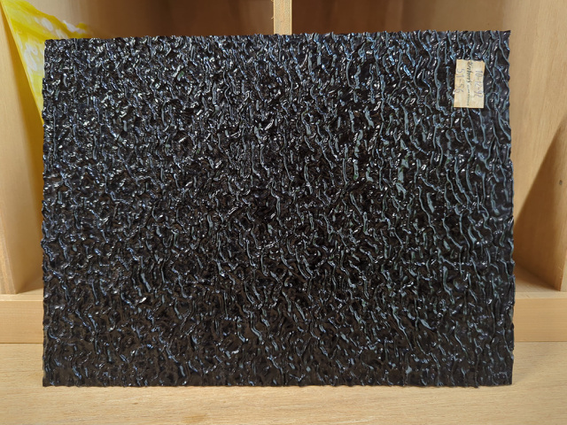 V114 OLDウロボロス 51-56 ブラック  サイズ：約230ｘ300ｍｍ