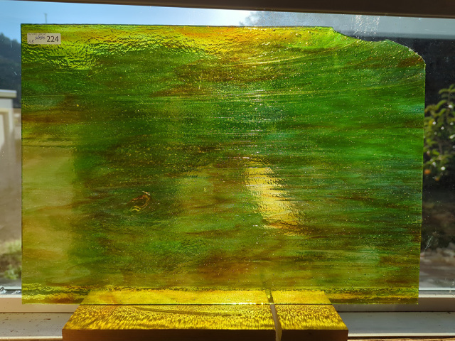 #224 YGアンキャット グリーン/サイズ：約450ｘ300ｍｍ