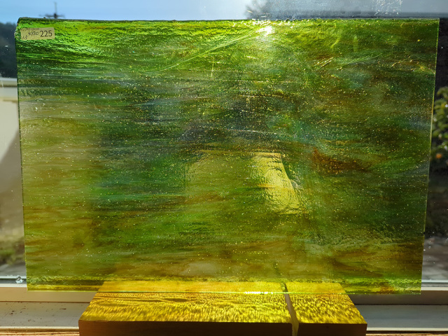 #225 YGアンキャット グリーン/サイズ：約450ｘ300ｍｍ