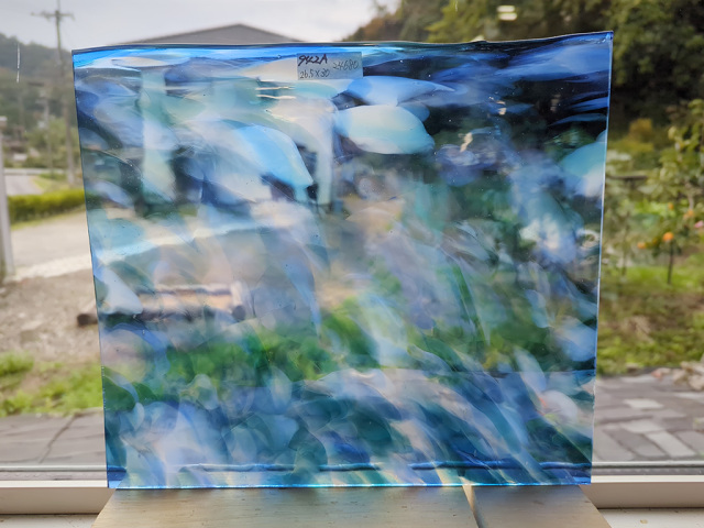 ＃942A フリモントグラス G-332 サイズ：約265ｘ300ｍｍ　1/4カット