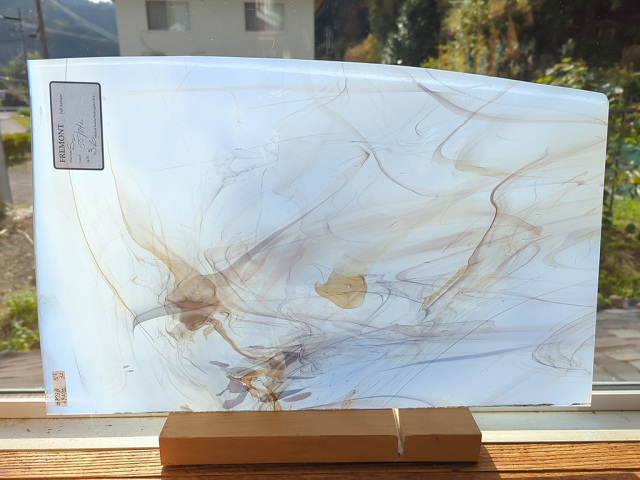 ＃873 フリモントグラス S2-55/74L 　1/4カット可