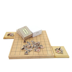 木製将棋セット 芳香と明るい色目の桧（ヒノキ）1寸卓上接合将棋盤と楓