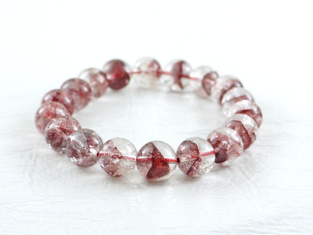 レッドファントムクオーツ　ブレスレット　11ミリ