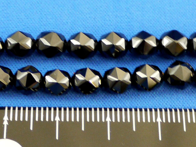 ブラックスピネル　スターカット　6ミリ