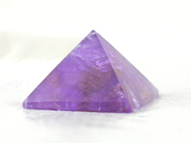 アメジストのピラミッド 　【pyramid017】