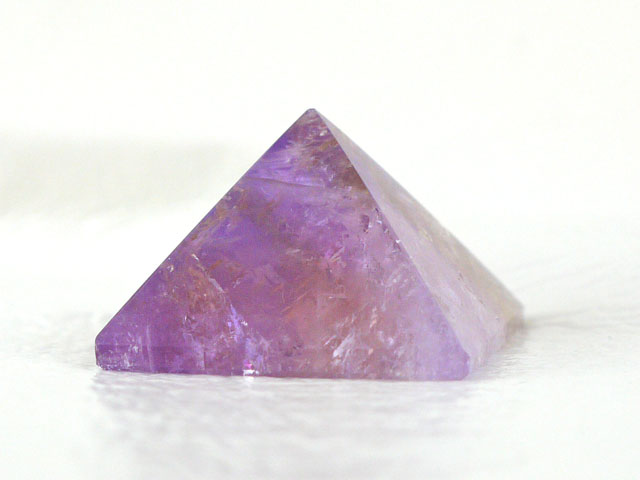 アメジストのピラミッド 　【pyramid020】