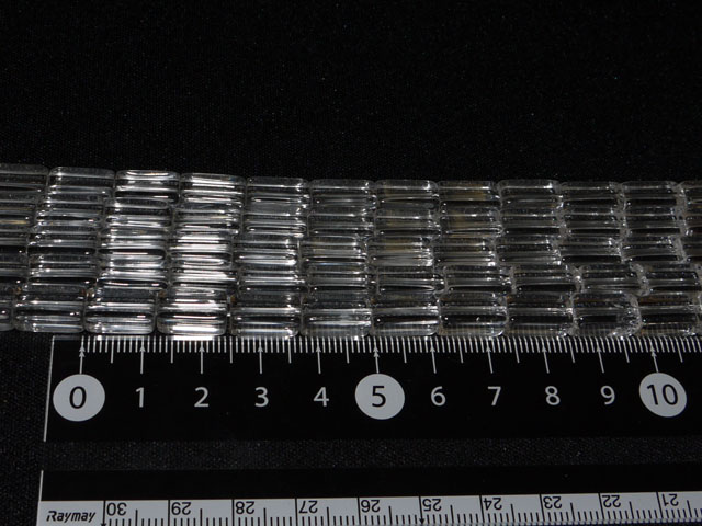 水晶キューブ　12ミリ×6ミリ