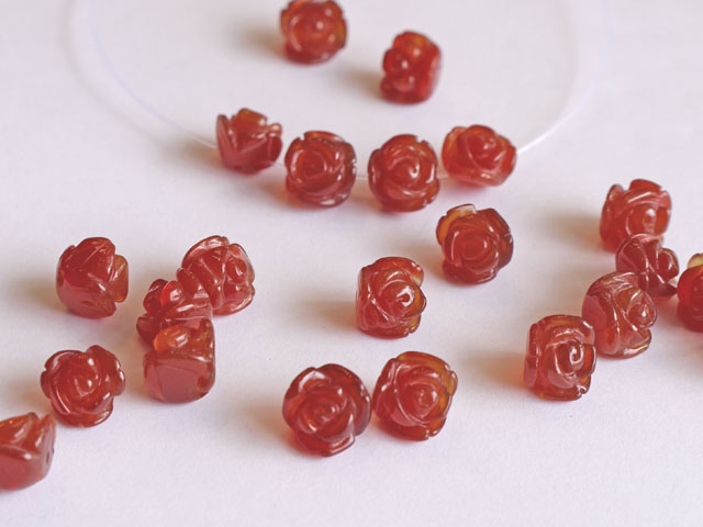 花の彫刻ビーズ　カーネリアン　10ミリ　【bz-carving-carnelian-10】【定型外可】
