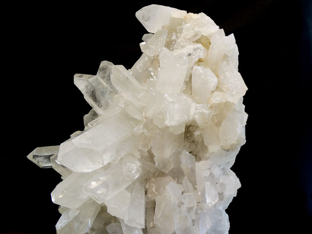 水晶クラスター　21.8キロ　サイズ（約）縦40センチ×横30センチ×奥20センチ