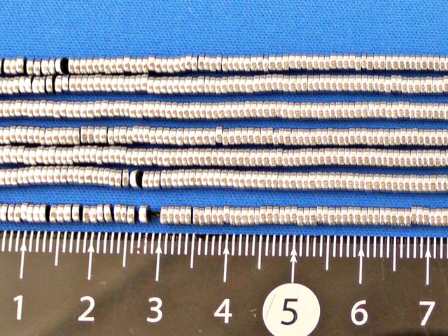 ヘマタイトメッキ　ボタン型　3ミリ×1ミリ　【bz-hematitemekki-button31】