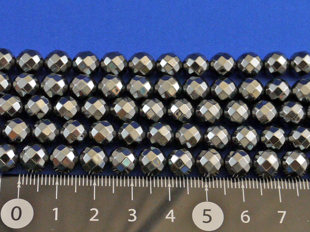 ヘマタイト　32面カット　8ミリ