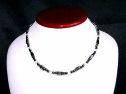 磁気入りヘマタイト＆水晶ネックレス　42センチ