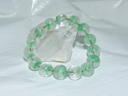 グリーンファントム水晶 15ミリ玉ブレスレット 内径19ｃｍ