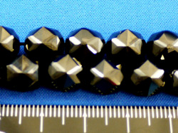 ブラックスピネル　スターカット　10ミリ