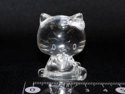 水晶猫彫刻(小）　約43グラム