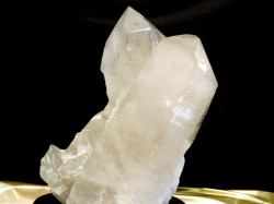 水晶クラスター　19.3キロ　サイズ（約）縦40センチ×横30センチ×奥20センチ