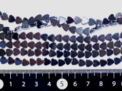 ヘマタイト　ハート型　6ミリ×2ミリ