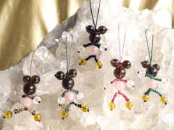 ネズミ型編み込みストラップ　(茶水晶バージョン)