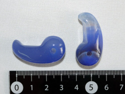 ブルー瑪瑙勾玉　35ミリ 【mt0020】【定型外可】