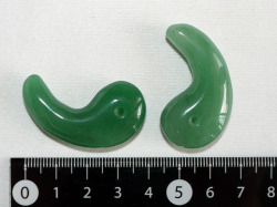 アベンチュリン勾玉　35ミリ 【mt0023】【定型外可】