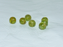 ペリドット　貫通穴6ミリ　粒売り