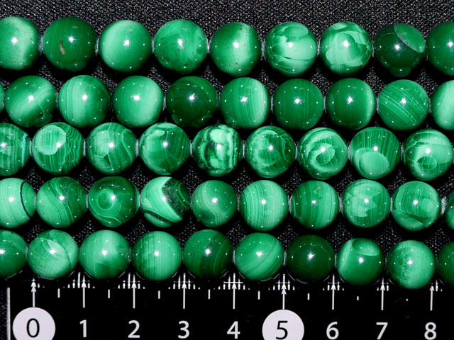 マラカイト（孔雀石）　10ミリ