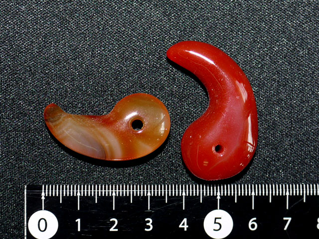 カーネリアン勾玉　35ミリ 【mt0016】【定型外可】