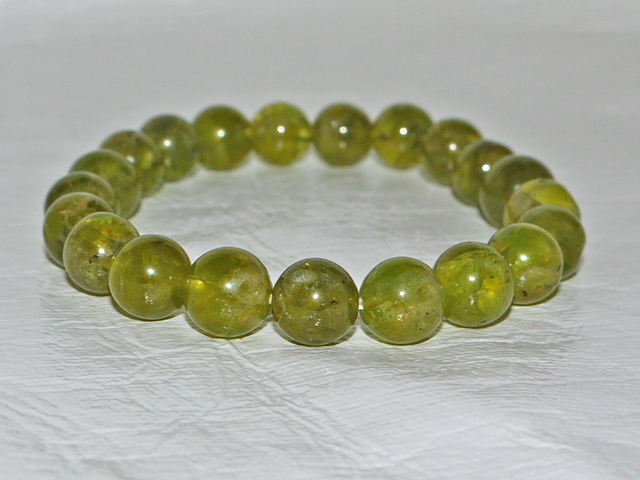 ペリドットブレスレット　9ミリ粒　約18.5ｃｍ