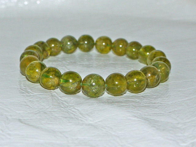 ペリドットブレスレット　9ミリ粒　約18.5ｃｍ