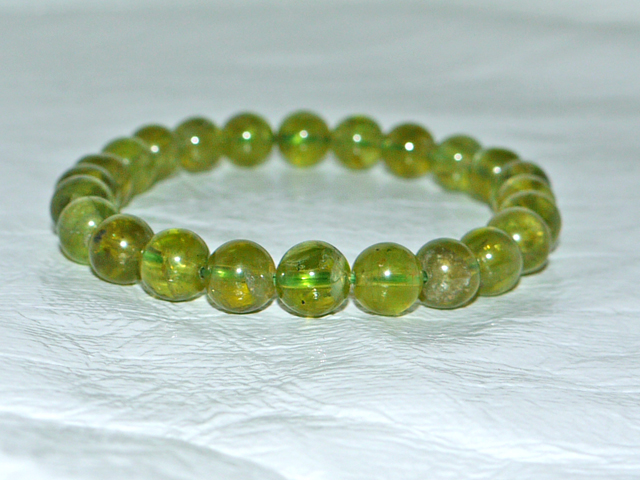 ペリドットブレスレット　7ミリ粒　約17.5ｃｍ
