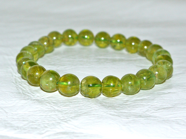 ペリドットブレスレット　7ミリ粒　約17.5ｃｍ
