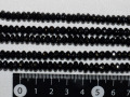 ブラックスピネル　平カット　約6ミリ×3ミリ