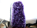 【破格SALE！半額以下！】アメジスト原石台付　6.3ｋｇ（台込）　サイズ（約）縦39ｃｍ横25ｃｍ奥行7ｃｍ