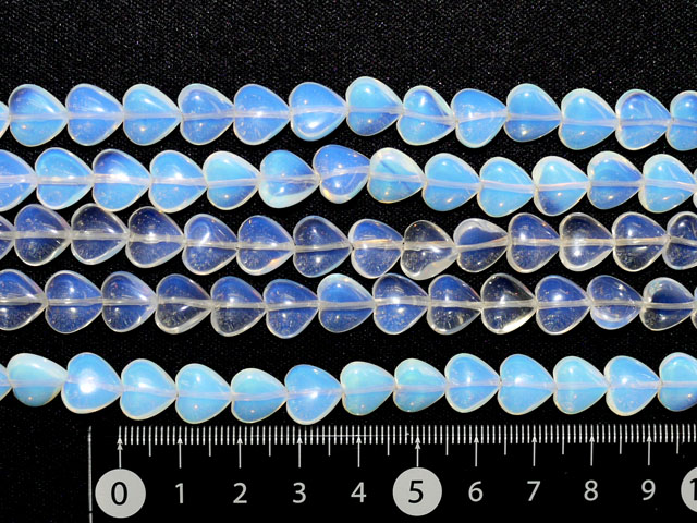 シンタティックオパール　ハート型　10ミリ×10ミリ×5ミリ