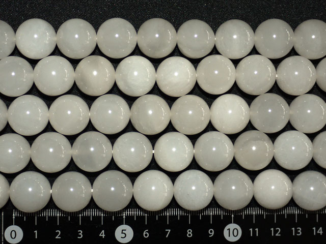 ホワイトオニキス　18ミリ