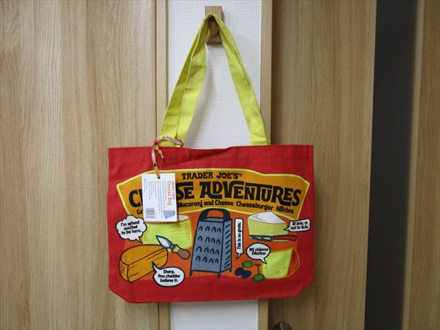 トレーダージョーズ  トートバッグ「チーズ」（トレジョ チーズアドベンチャーデザイン）クパチーノ・シリコンバレー (カリフォルニア州)購入　アメリカ製（ローウェル製)S74