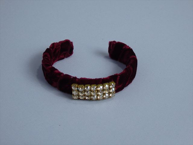 Velvet Cuff Bracelet By Lenora Dame Red　ＭＥＴ　ＭＴＡ17