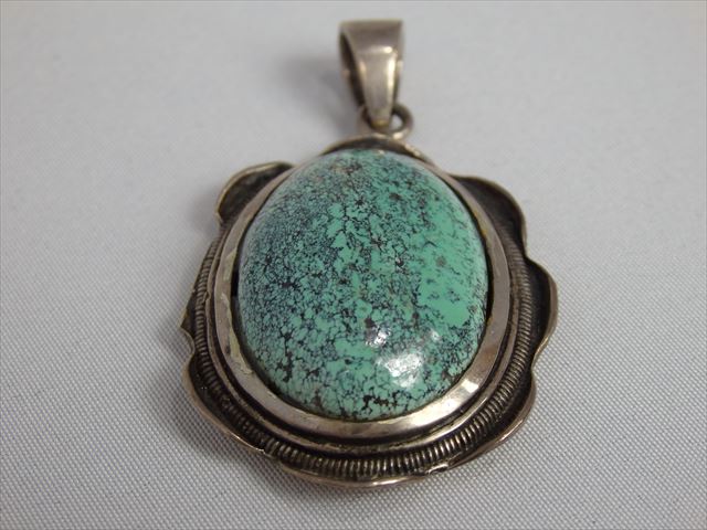 WILDER WEST　ターコイズペンダントトップ丸　SA5
