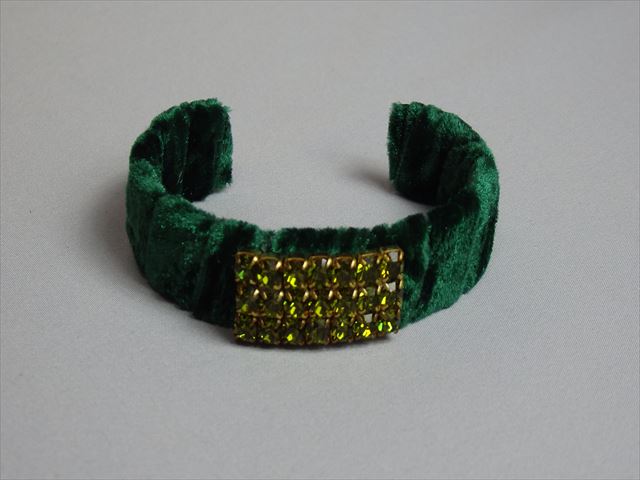 Velvet Cuff Bracelet By Lenora Dame Green　ＭＥＴ　ＭＴＡ18