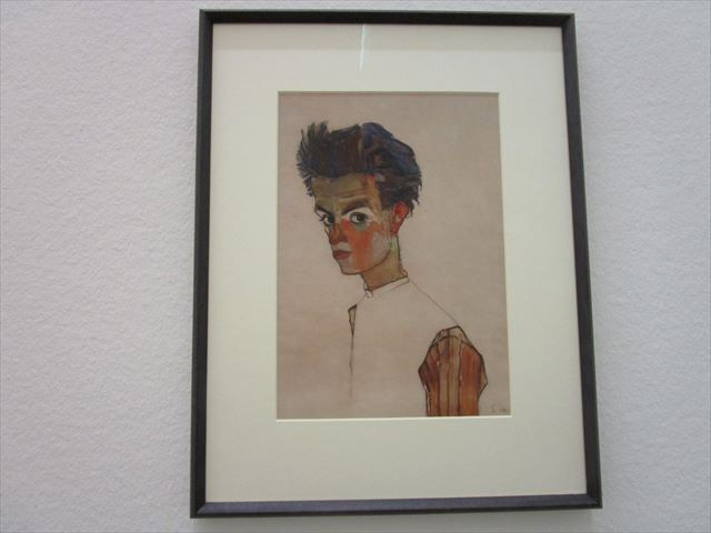 エゴン・シーレ「自画像」（レオポルト美術館オリジナル）マグカップ