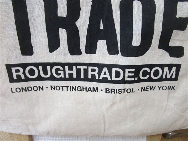 ラフトレードトートバッグRough Trade Records（黒）（ロンドン
