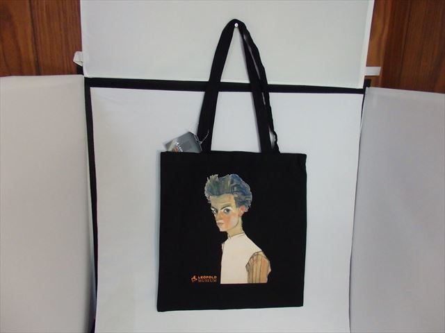 エゴン・シーレ「自画像」（レオポルト美術館オリジナル）トート