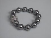 Met Opera Grey Glass Perarl Brecelet　ＭＥＴ　ＭＴＡ8