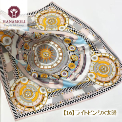 美しい光沢が贅沢なシルク100%サテンスカーフ【68cm×68cm】大きめサイズなので1枚で華やかに【35％OFF】