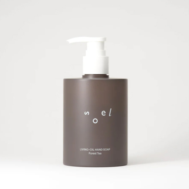 soel（ソエル） LIVING-OIL ハンドソープ Forest Tea 250mL