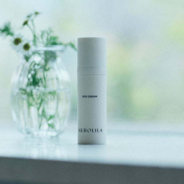 NEROLILA（ネロリラ）トリプルブルーアイセラム 15mL