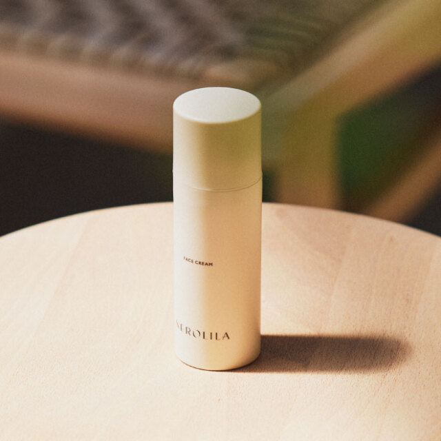 NEROLILA（ネロリラ）リッチスムースリフトクリーム 50g