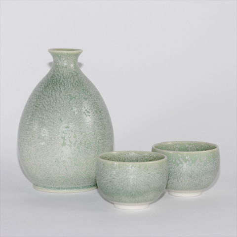 鴬玉酒器揃い